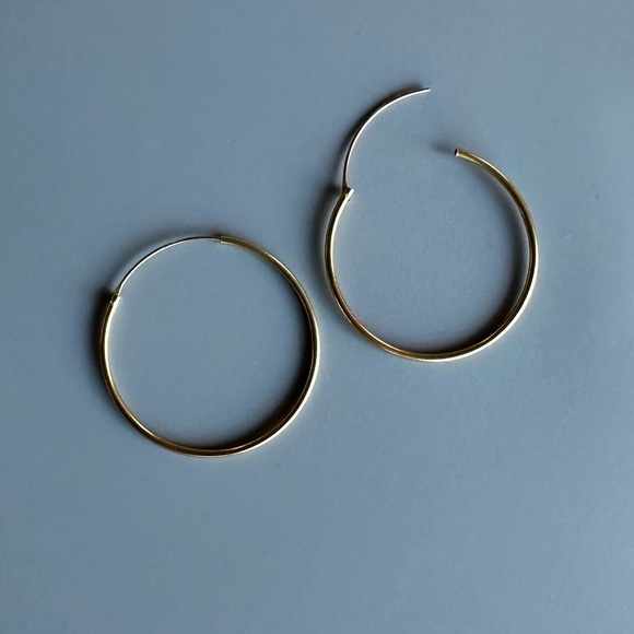14k Gold Vermeil Endless Classic Hoops 30mm - Picture 4 of 7